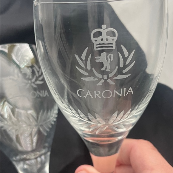 Burns Crystal hand crafted in Scotland wine glasses made for the Cunard Caronia - Picture 3 of 14